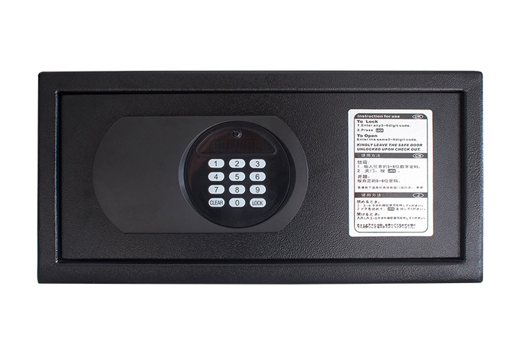 Electronic hotel safes